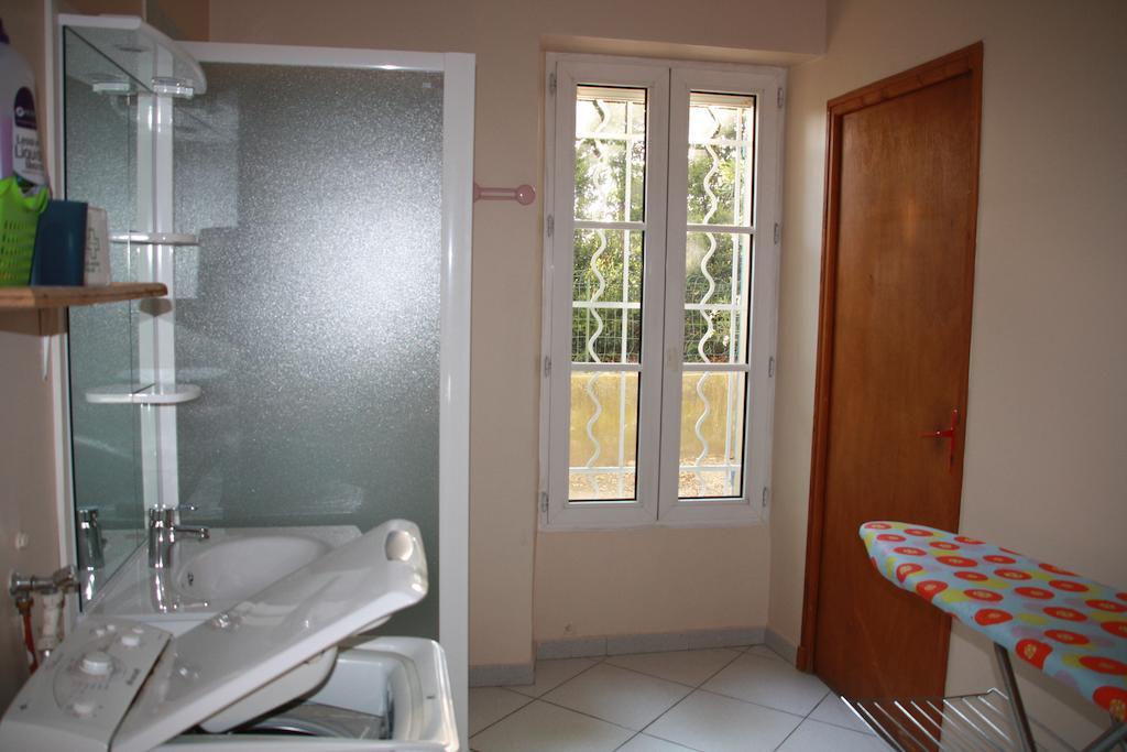 Mas Des Cigales Vila Avinhão Exterior foto