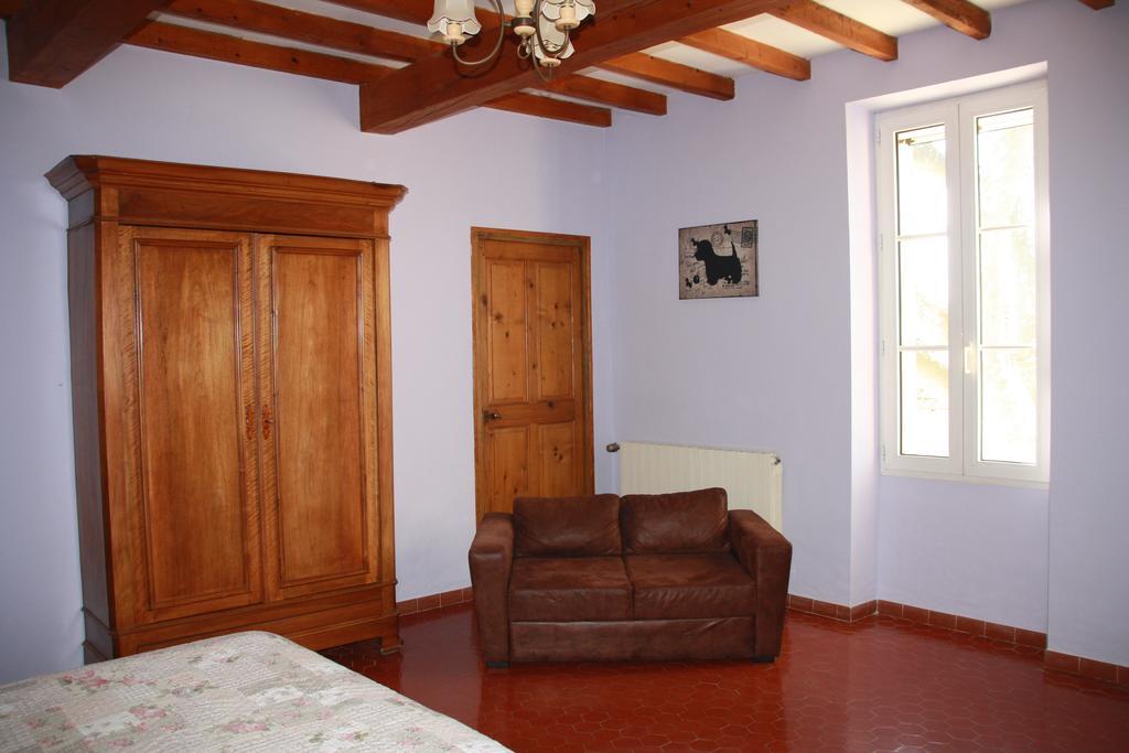 Mas Des Cigales Vila Avinhão Exterior foto
